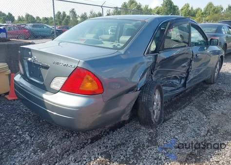 2001 Toyota Avalon Xls z USA, uszkodzony, nr VIN 4T1BF28B21U156703
